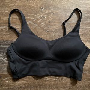 NWOT Victoria’s Secrets On Point Sports Bra - 34B